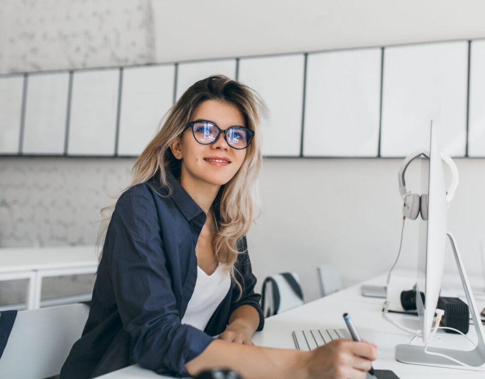 Young researcher grant application. https://www.freepik.com/